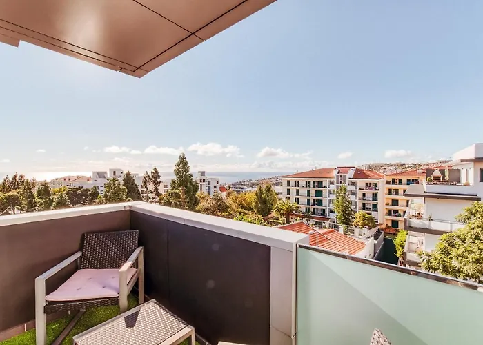 Rym Apartment - Madalenas